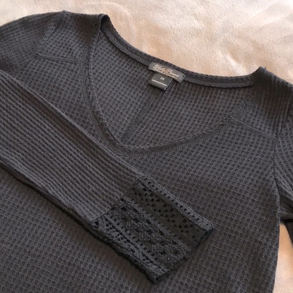 LUCKY BRAND Black Waffle Long Sleeve Top with Lace Size XS - Picture 13 of 16